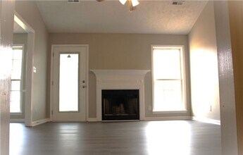 3837 Meteor Dr in Hope Mills, NC - Building Photo - Building Photo