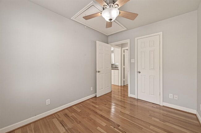 property at 2405 Southgate Blvd