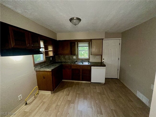 property at 728 McKinley Ave