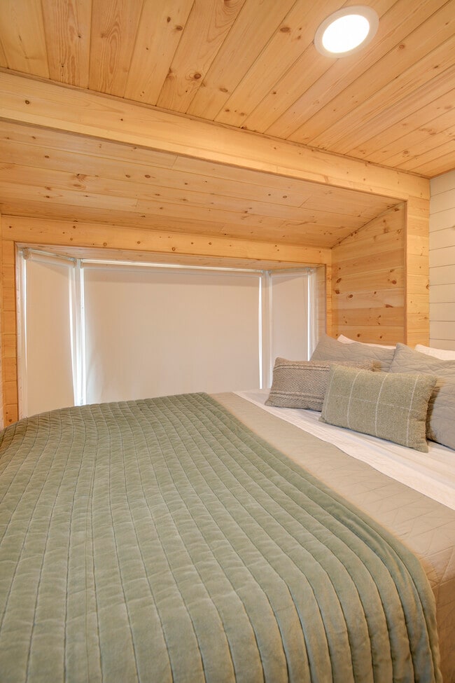 1757 SR 105 in Grayland, WA - Building Photo - Building Photo