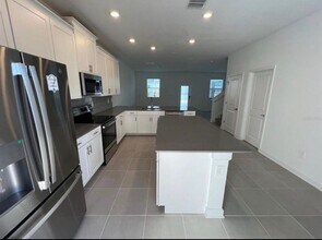 11710 Boldface Dr. in Orlando, FL - Foto de edificio - Building Photo