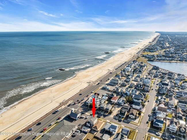 100 18th Ave in Belmar, NJ - Building Photo - Building Photo