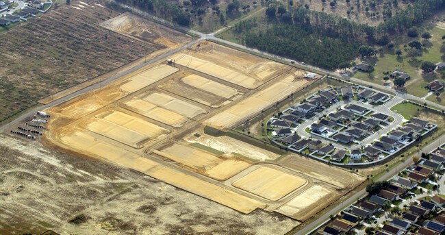 Holly Hill Grove Rd 3 in Davenport, FL - Building Photo - Building Photo