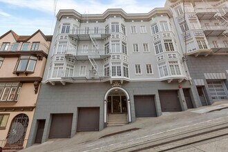 1265 Washington in San Francisco, CA - Foto de edificio - Building Photo