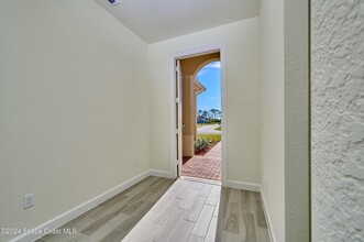 5940 Manzanita Way in Vero Beach, FL - Building Photo - Building Photo