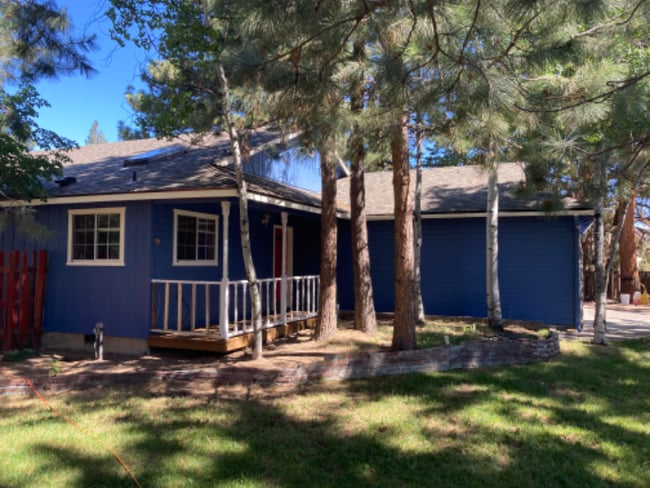 property at 60637 Devon Cir