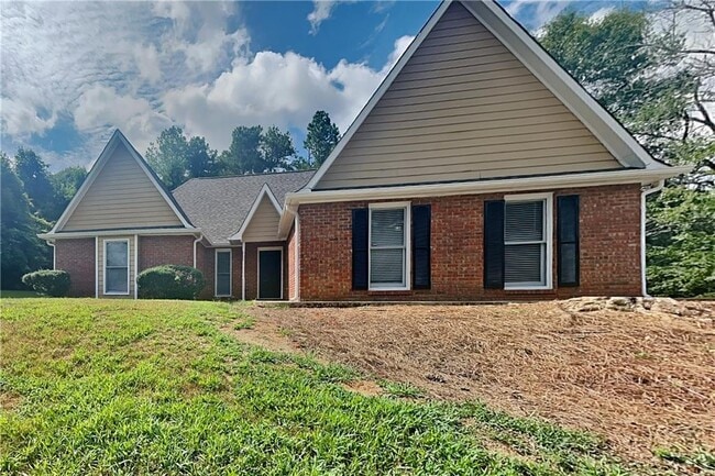 property at 221 The Esplanade Wy SE