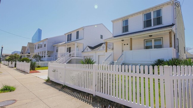 128 N Rhode Island Ave in Atlantic City, NJ - Building Photo - Building Photo