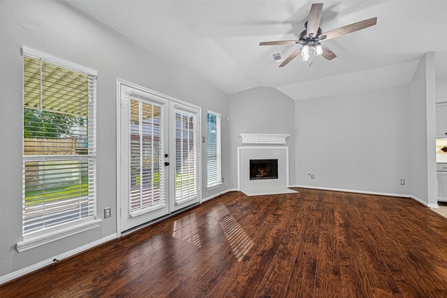 18407 Maple Mill Dr in Cypress, TX - Building Photo - Building Photo