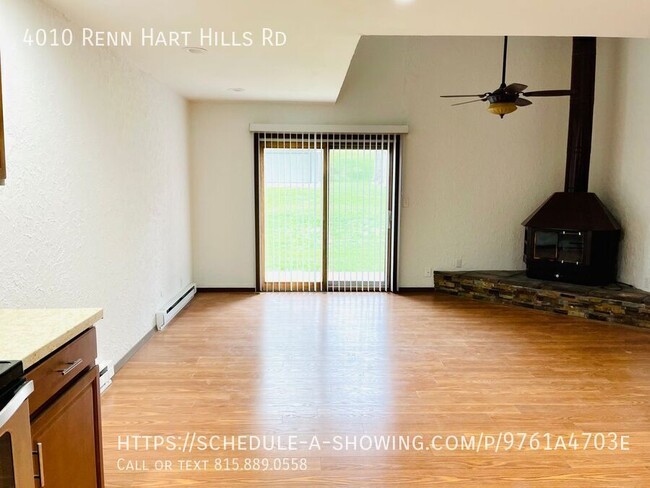 4010 Renn Hart Hills in Loves Park, IL - Building Photo - Building Photo