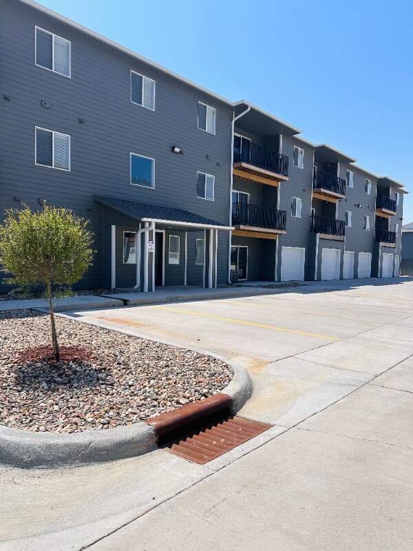 2115 N Carla Ave in Tea, SD - Building Photo - Building Photo