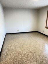 1631 Tippecanoe St in Terre Haute, IN - Foto de edificio - Building Photo