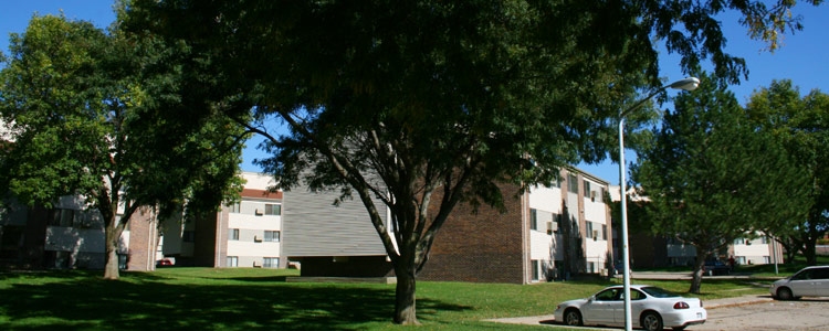 Morning Hills Apartments in Sioux City, IA - Building Photo