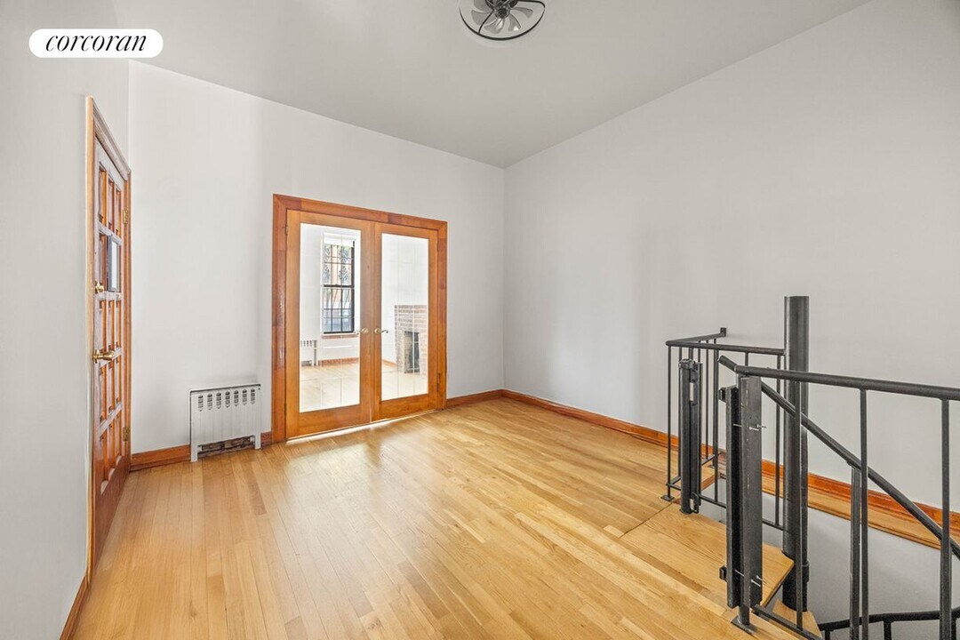 332 6th Ave in Brooklyn, NY - Building Photo