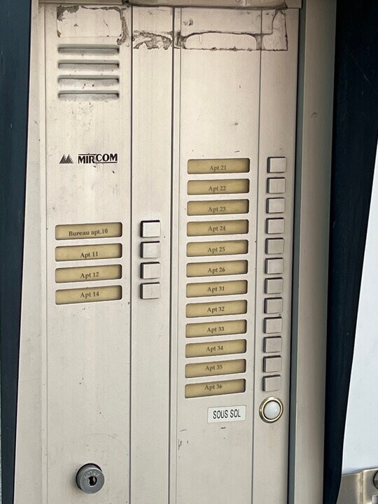 4194 De Bullion Rue in Montréal, QC - Building Photo