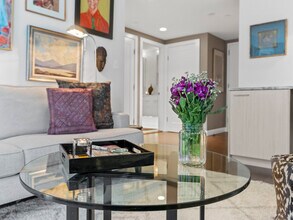 10 Rogers St, Unit 903 in Cambridge, MA - Building Photo - Building Photo