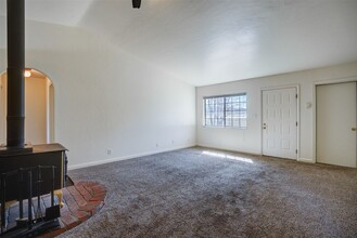 4654 E Donna Dr in Prescott, AZ - Building Photo - Building Photo