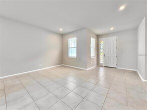 3954 Great Smokey Wy in Apopka, FL - Building Photo - Building Photo