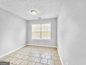 25 Haywood Ct in Covington, GA - Building Photo - Building Photo