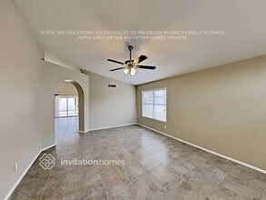 7826 W Brown St in Peoria, AZ - Building Photo - Building Photo