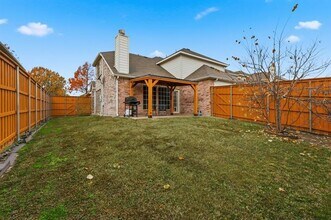 2122 Trickling Creek Dr in Garland, TX - Building Photo - Building Photo