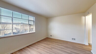 7430 W 10th Ave in Denver, CO - Building Photo - Building Photo
