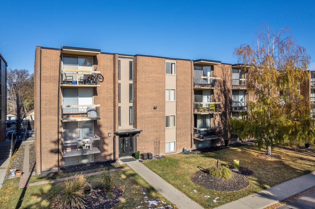 224 6th Ave NE in Calgary, AB - Building Photo