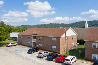 Spring Hill Apartments in Ringgold, GA - Foto de edificio - Building Photo