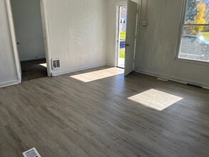 816 W Liberty St in Springfield, OH - Building Photo - Building Photo