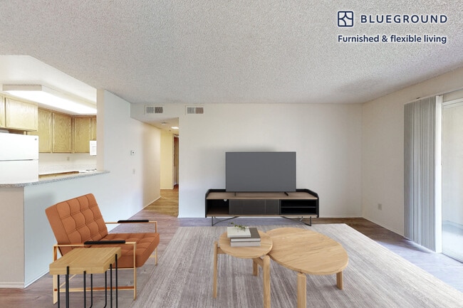 5679 Amaya Dr in La Mesa, CA - Building Photo - Building Photo