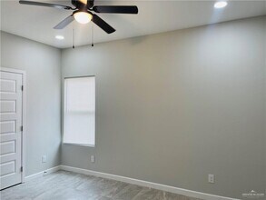 10 Sugar Gdn Dr in Pharr, TX - Building Photo - Building Photo