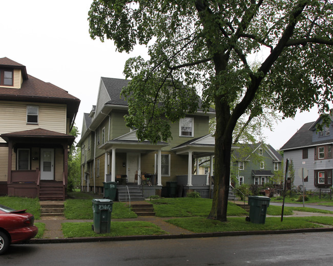 570-572 Hayward Ave in Rochester, NY - Building Photo - Building Photo