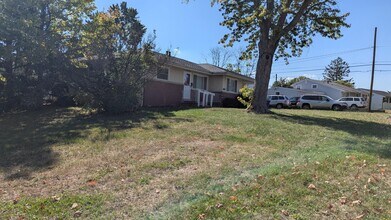 3713 Arnelle Rd in Columbus, OH - Building Photo - Building Photo