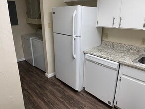 2622 Old Bainbridge Rd in Tallahassee, FL - Building Photo - Building Photo