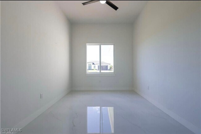 property at 2000 Curry Ave N