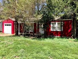 3016 30th St in Lubbock, TX - Building Photo