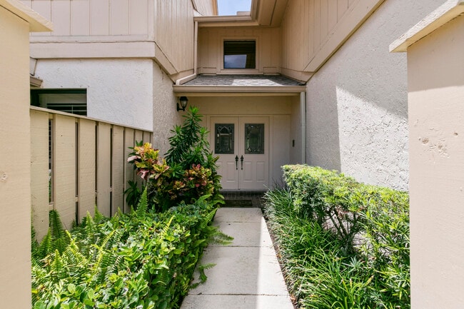 17110 Waterbend Dr in Jupiter, FL - Building Photo - Building Photo