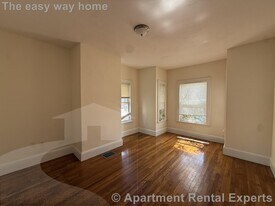 55 Bonair St in Somerville, MA - Building Photo