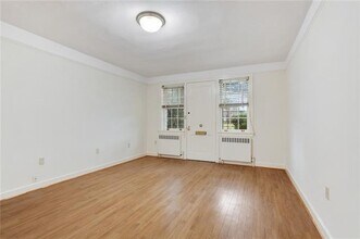 5406 St Charles Ave in New Orleans, LA - Building Photo - Building Photo