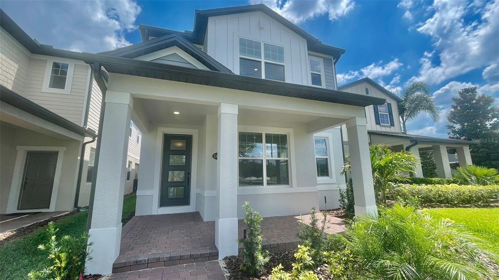 16021 Tollington Alley in Oakland, FL - Building Photo