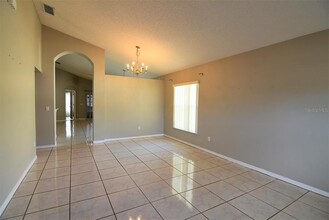 2086 Carpathian Dr in Apopka, FL - Building Photo - Building Photo