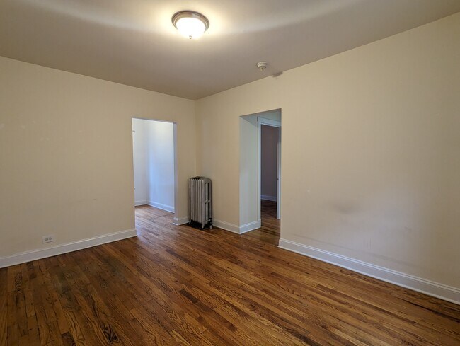 2619 N Spaulding Ave in Chicago, IL - Foto de edificio - Building Photo