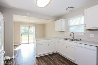 301 Harts Ford Way in Brownsburg, IN - Building Photo - Building Photo