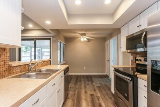 40 Wicklow Cir in Palm Harbor, FL - Building Photo - Building Photo