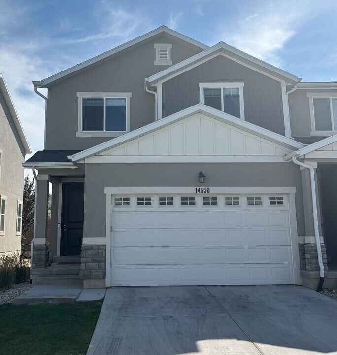 14550 S Quiet Shade Dr in Herriman, UT - Building Photo