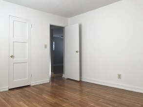 Ivy Lane Apartments in Bergenfield, NJ - Building Photo - Floor Plan