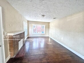 1828 St Charles Ct SW in Birmingham, AL - Building Photo - Building Photo