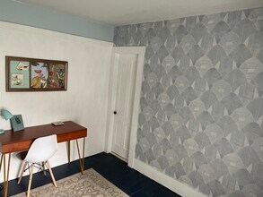 198 S Main St, Unit Blue Bird Apt B in Northfield, VT - Foto de edificio - Building Photo