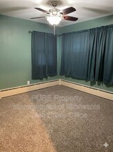 30630 Broadway St N in Lindstrom, MN - Building Photo - Building Photo