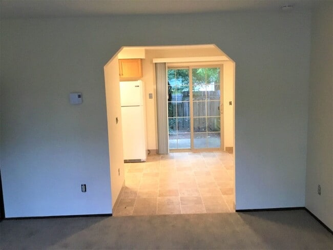 2541-2545-2545 SE 170th Ave in Portland, OR - Building Photo - Building Photo